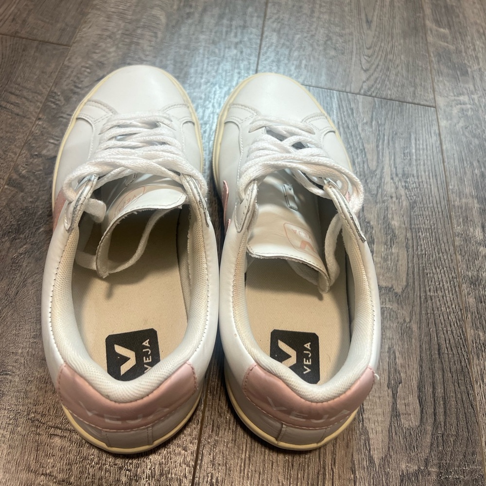 Veja Women's White and Pink Sneakers - Picture 6 of 10